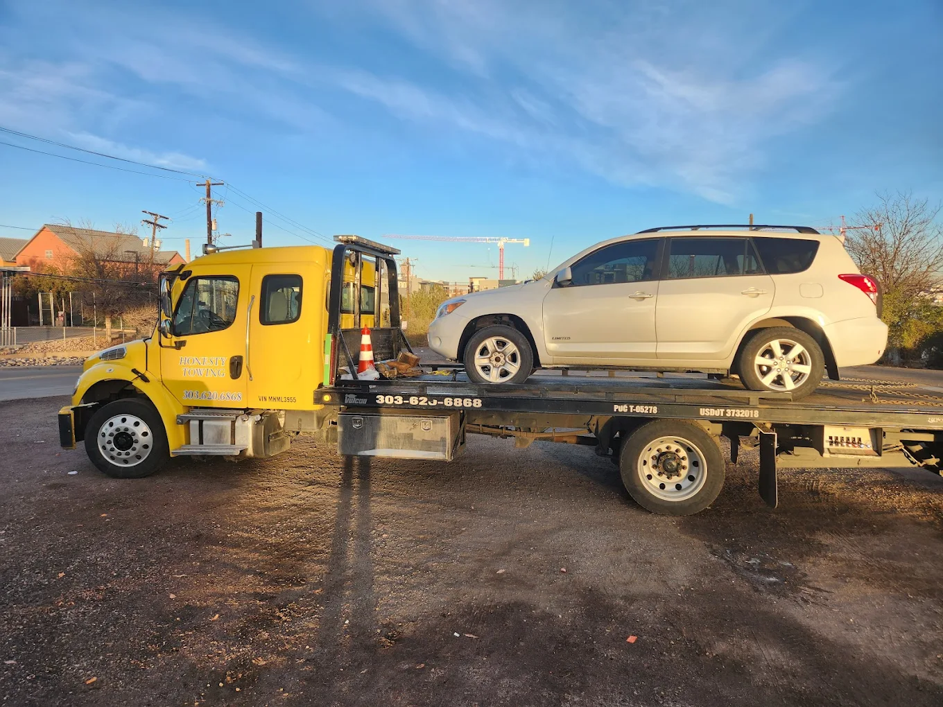 honestytowing.tapinmarket.com